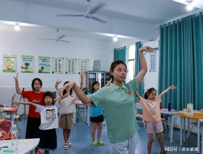 古韻新聲引童心舞步蹁躚綻芳華(圖1)