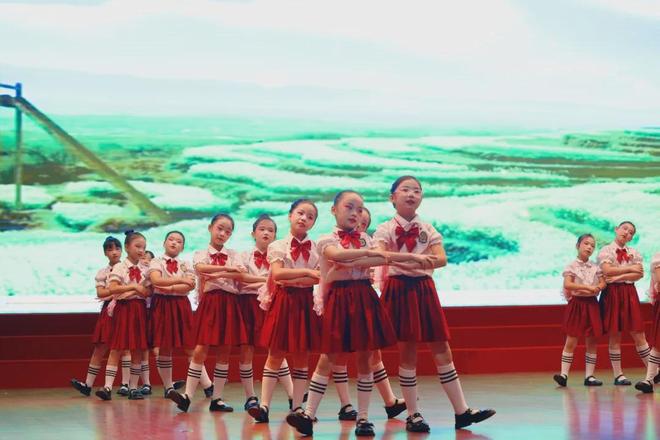 信陽市第九小學(xué)2025年家長成長學(xué)院開學(xué)典禮(圖2)
